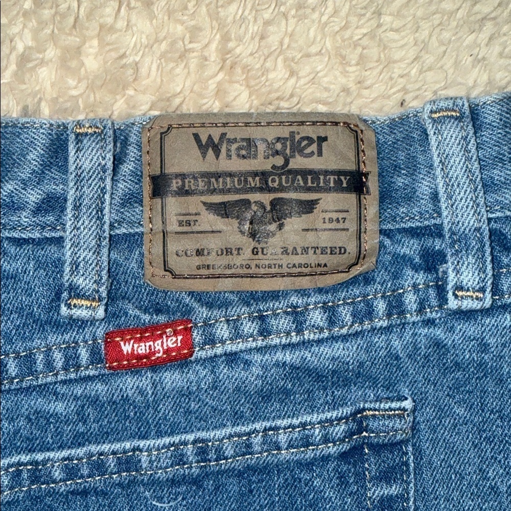 Men’s Wrangler Jeans - Picture 4 of 4